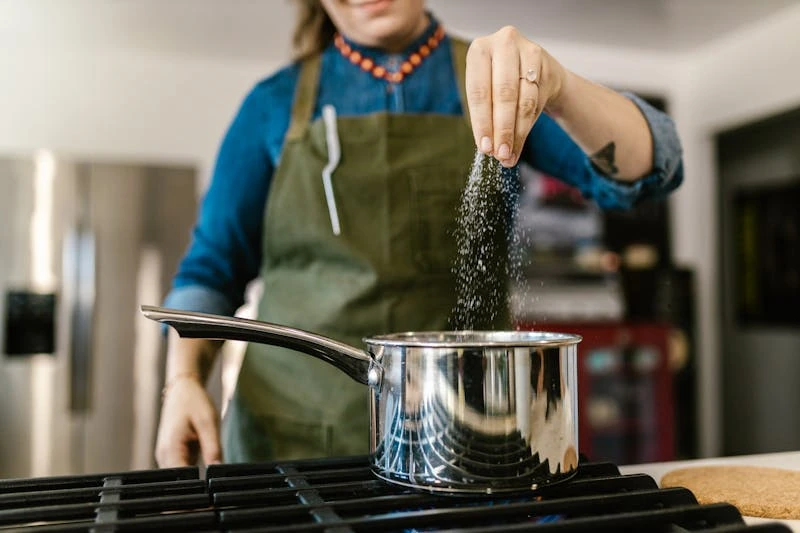eau salée pour la cuisson des bigorneaux