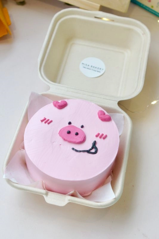 bento cake cochon